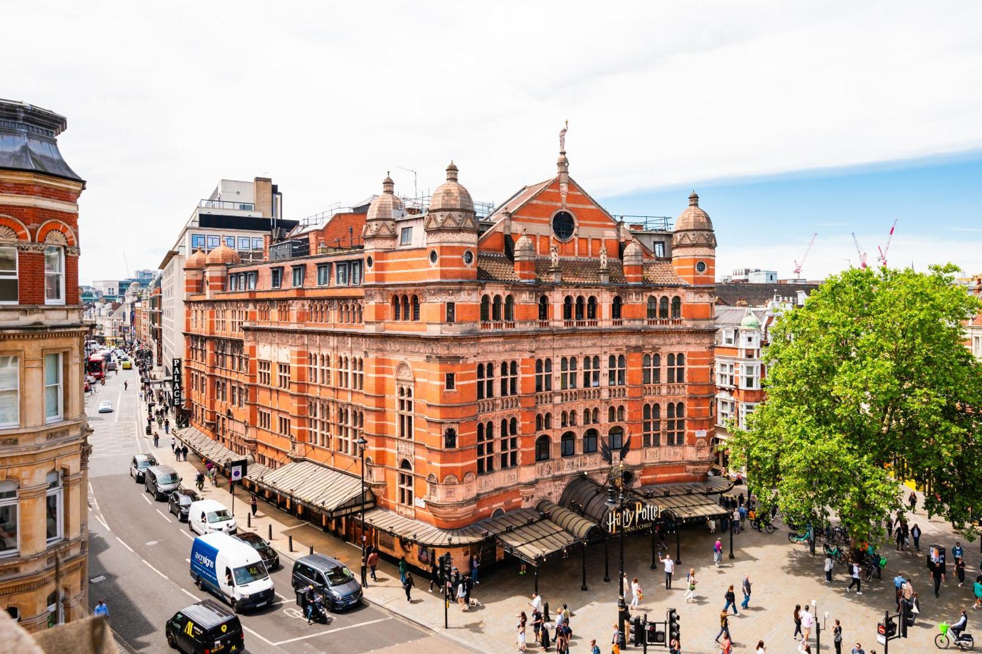 Welcome London Theatreland Bagian luar foto